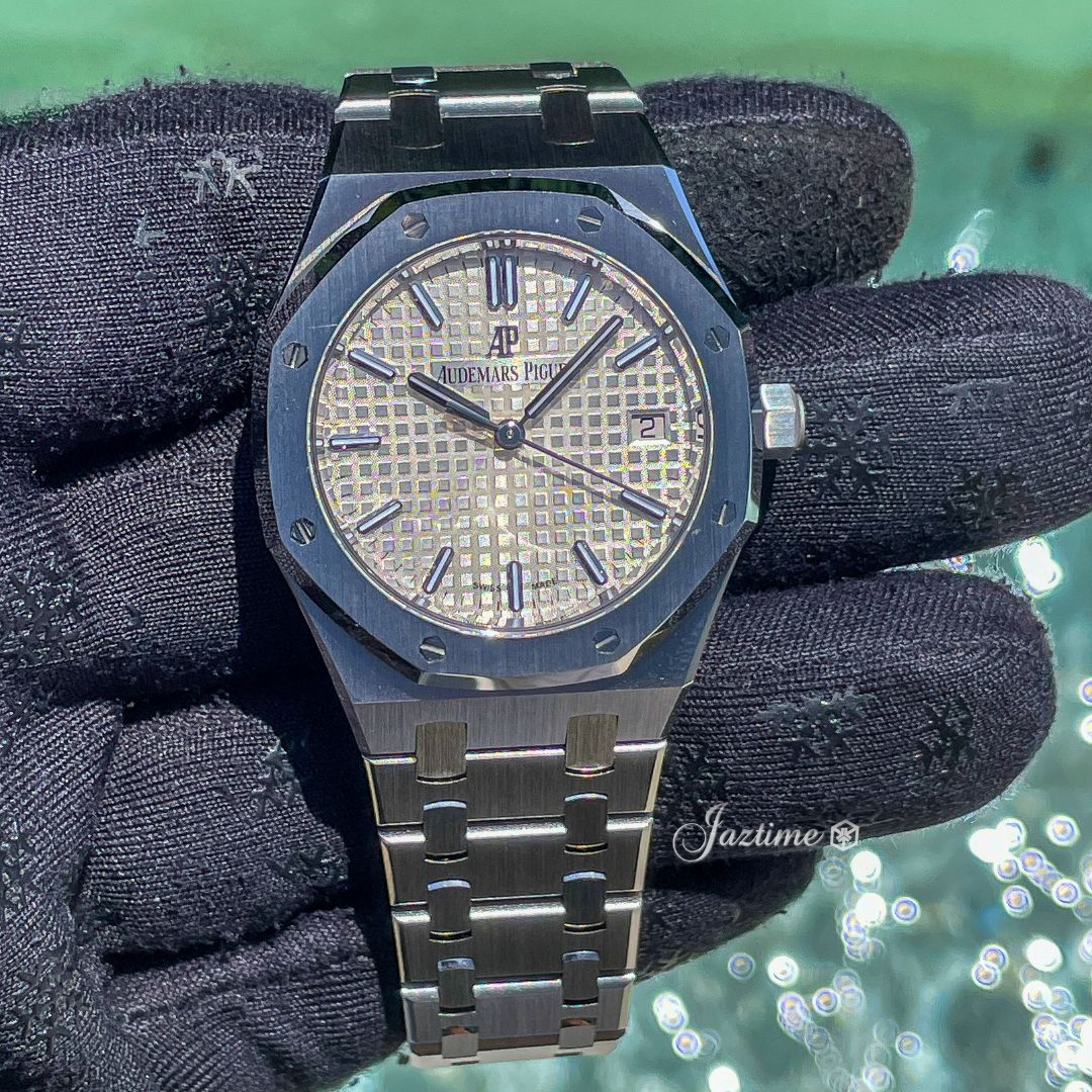 Audemars Piguet Royal Oak Womens Watches: Luxury and Elegance Combined