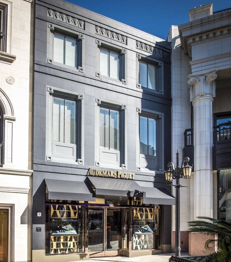 Explore the Audemars Piguet Boutique Beverly Hills: Luxury Timepieces on Rodeo Drive