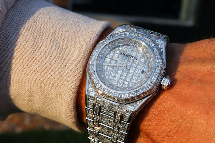 Audemars Piguet Bust Down: The Ultimate Diamond Customization Guide