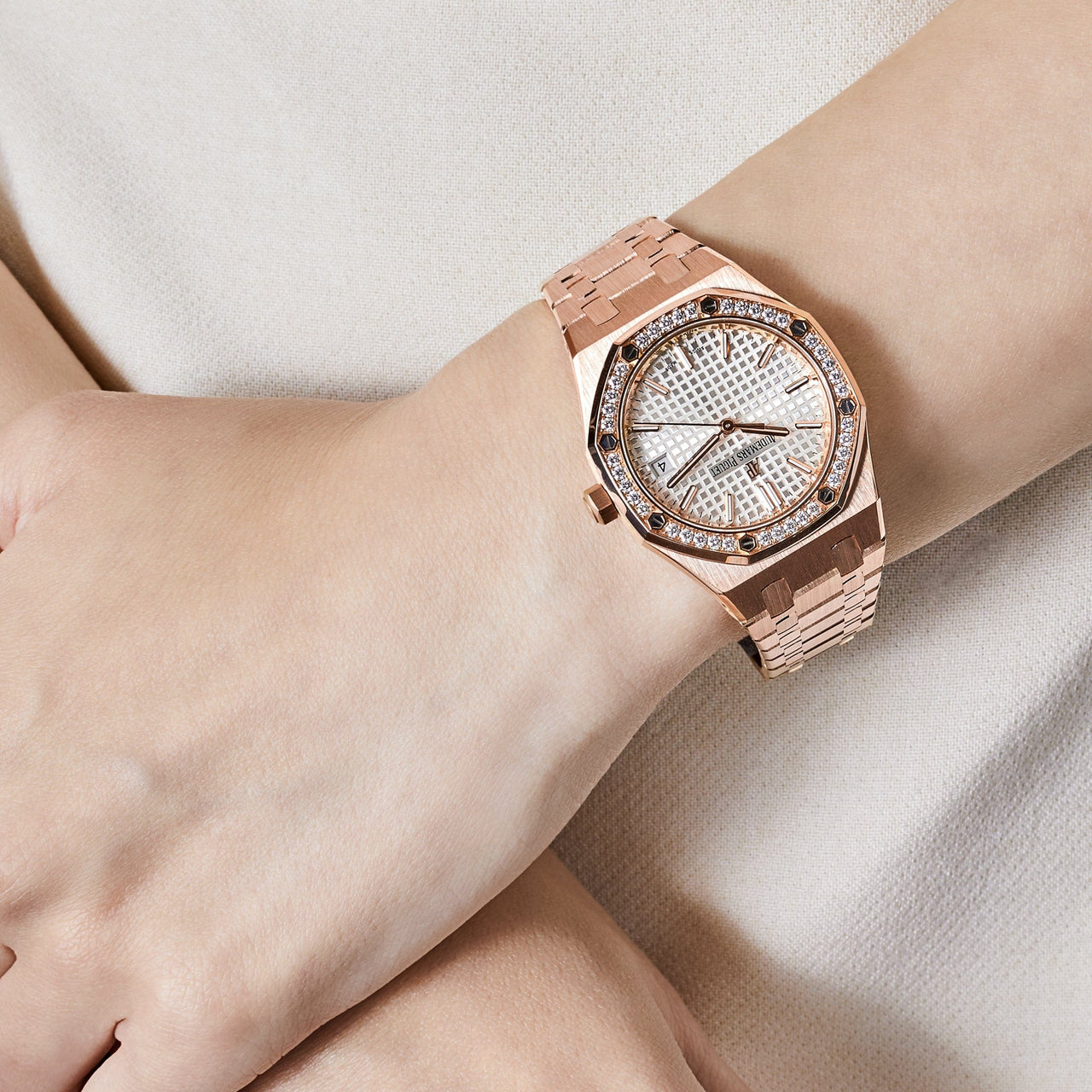 Audemars Piguet Womens Watches: Timeless Elegance and Luxury