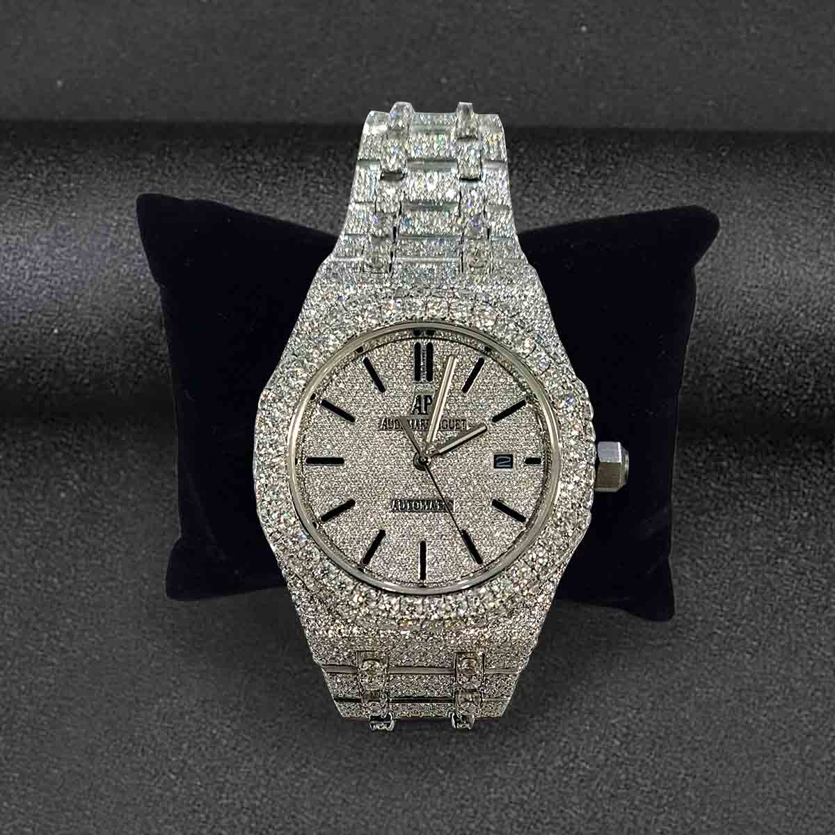 Audemars Piguet Moissanite Collection: Stunning Watches Featuring Brilliant Moissanite Stones