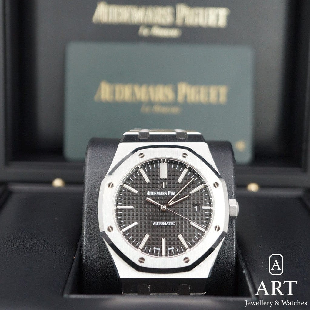 Explore Pre-Owned Audemars Piguet Royal Oak Watches for Sale – Authentic & Reliable