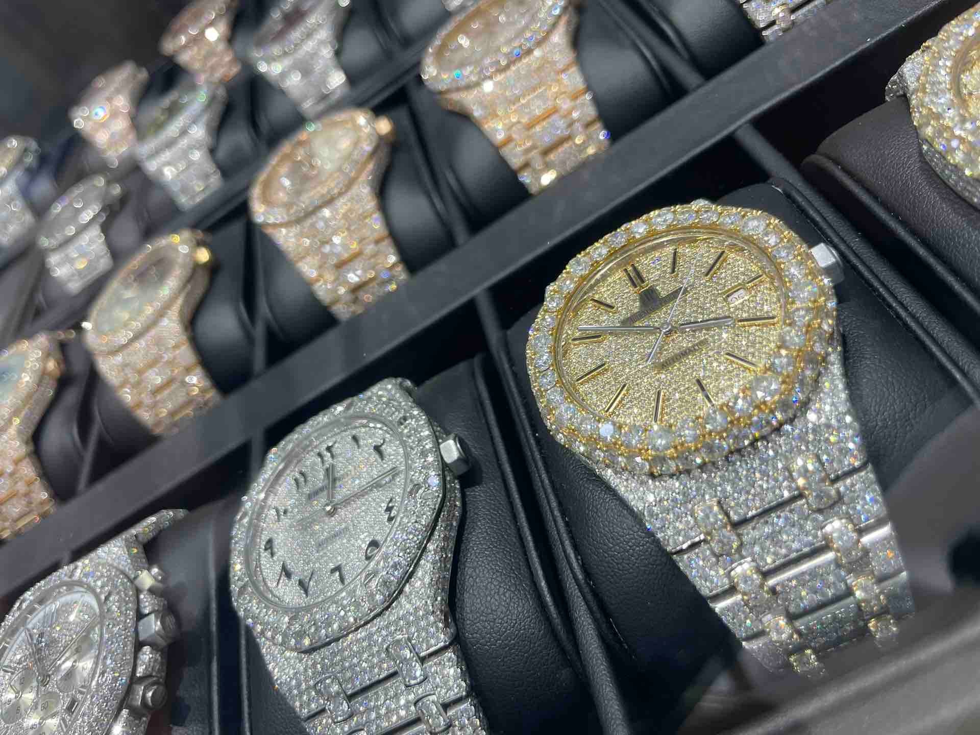 Audemars Piguet Bust Down: The Ultimate Diamond Customization Guide