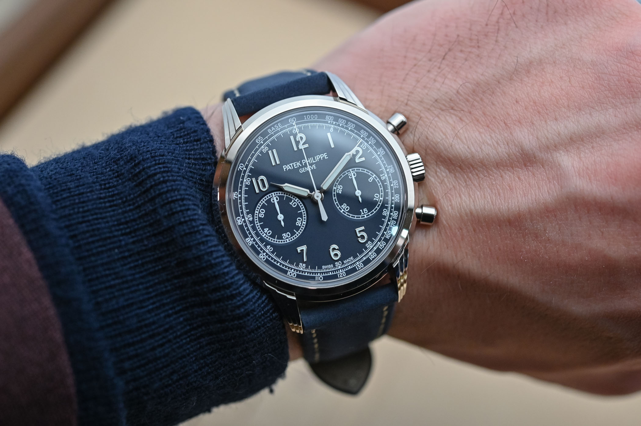 Patek Philippe 5172G Review: Unveiling the Iconic Manual Winding Timepiece