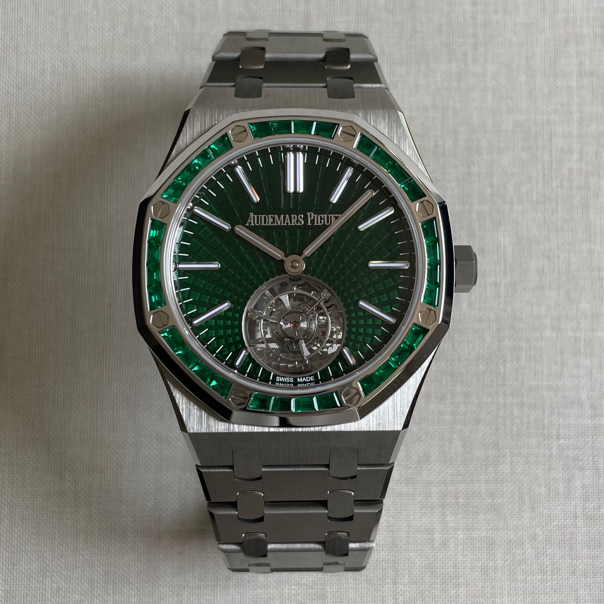 Audemars Piguet Emerald Edition: The Ultimate in High-End Swiss Watchmaking