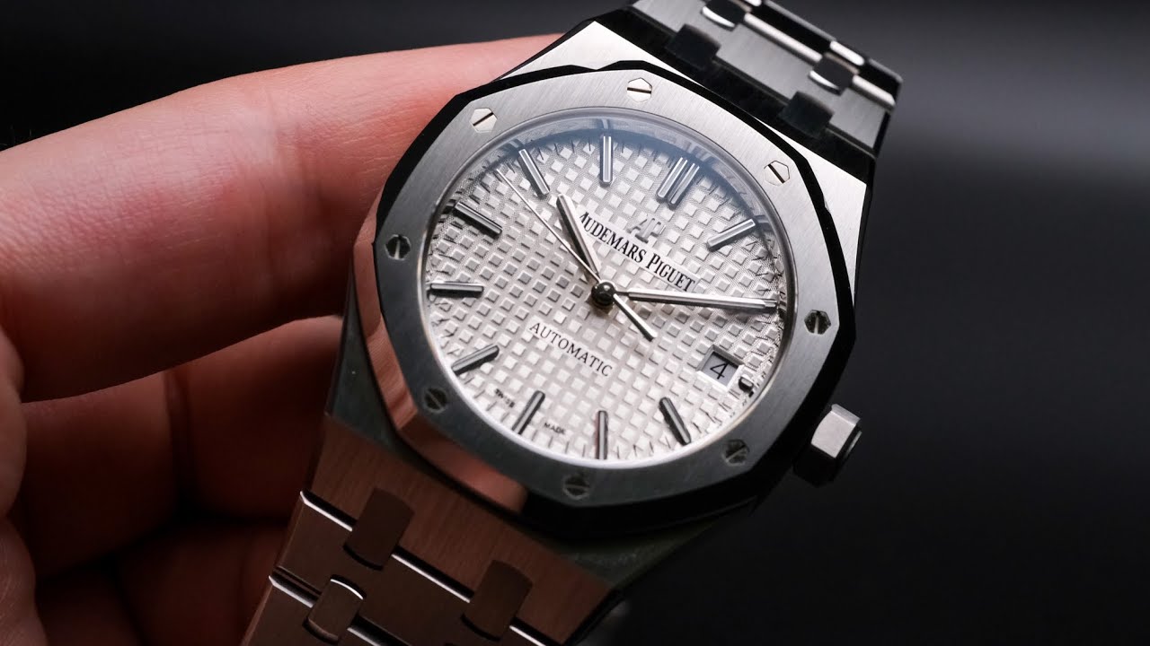 Audemars Piguet 15450 Review: A Classic Royal Oak with Timeless Appeal