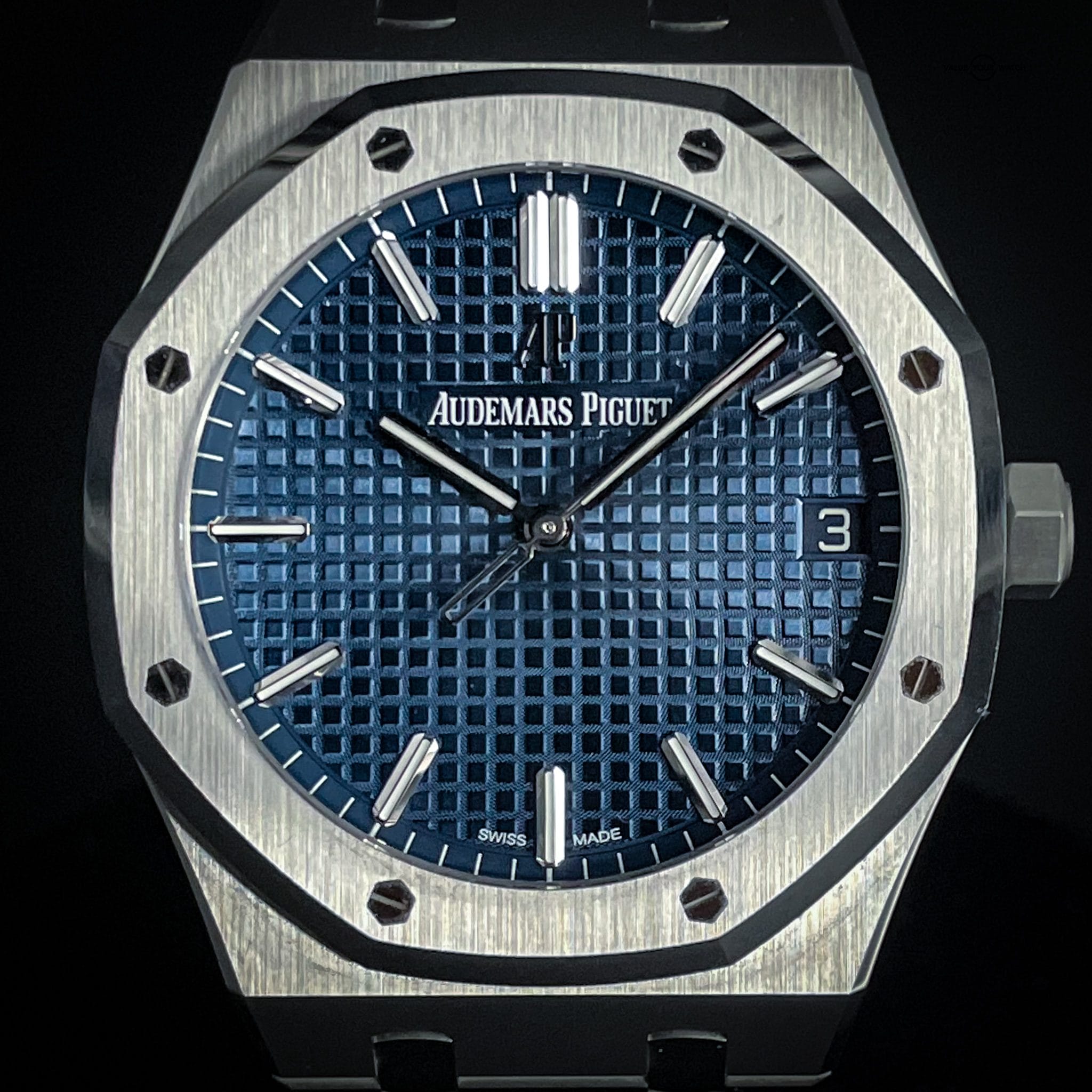 Audemars Piguet Royal Oak 15500: Key Features and Pricing for 2022